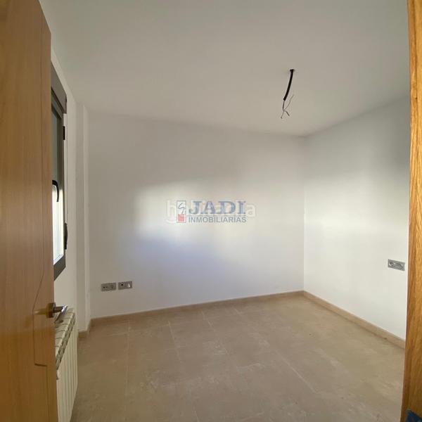 Foto db91d7f3-c4a3-43fa-a9cb-52fda6379b5e. Flat with heating in Valdepeñas