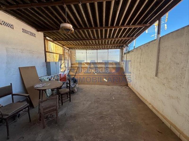 Foto c84b2549-1ba2-429c-9f59-bc71bfa90b8b. Casa amb calefacció a Valdepeñas