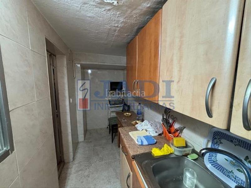 Foto f5beb585-c06e-46ff-b074-f796711d0c93. Casa amb calefacció a Valdepeñas