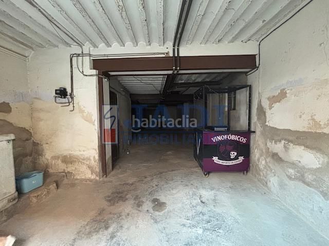 Foto 2a8e33ff-5c9b-4643-ad84-e54070631d60. Casa amb calefacció aparcament a Valdepeñas