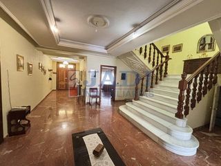 Casa a Valdepeñas. Valdepeñascasa