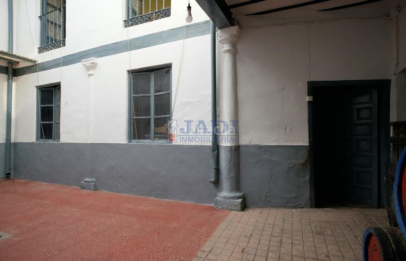 Foto 0d95d439-07aa-4cbf-a378-809740af5fdc. Casa amb calefacció aparcament a Valdepeñas