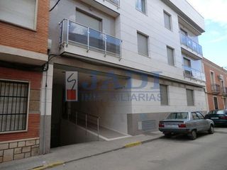 Aparcament cotxe a Valdepeñas. Valdepeñasgaraje