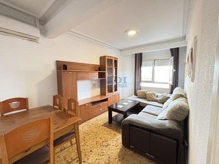 Flat in Valdepeñas. Valdepeñaspiso