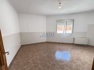 Casa en Valdepeñas. Valdepeñascasa