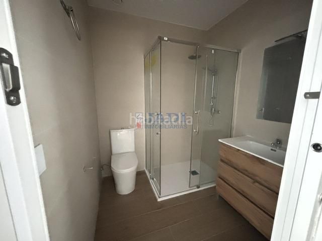 Foto 228c5cb3-2ba5-4510-ba3d-e335c25263b7. Apartament amb calefacció aparcament a Valdepeñas
