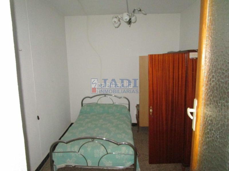 Foto 3dbb6594-342b-4a7b-997d-9c9620f4a00f. Casa a Valdepeñas