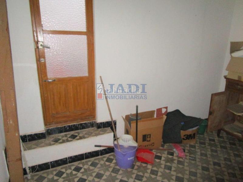 Foto 4c62f19d-4c74-46cc-b94f-111b1b07410e. Casa a Valdepeñas