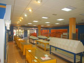 Lloguer Local Comercial a Valdepeñas. Valdepeñaslocal