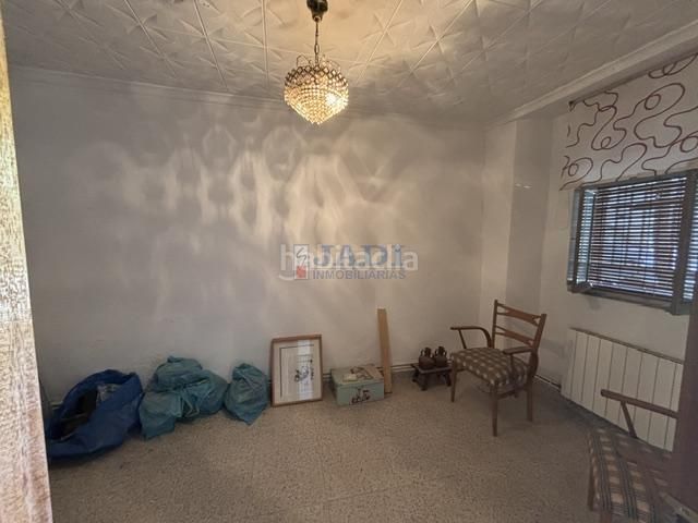 Foto 6294d31e-25b7-44eb-97eb-86eb08c07058. Casa amb calefacció aparcament piscina a Valdepeñas