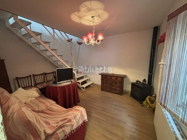 Foto 6ff3b761-f715-4d89-b339-dbf0c61aae5f. Casa amb calefacció aparcament piscina a Valdepeñas