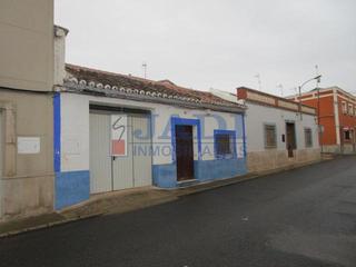 Casa en Valdepeñas. Valdepeñascasa