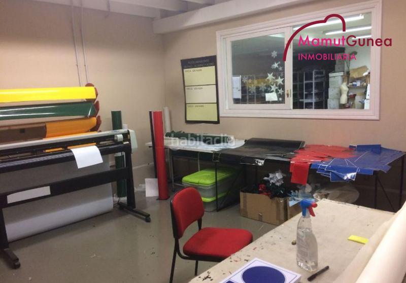 Foto b469d72f-0b23-4b5b-a4a5-4ee1a1ffff3f. Fabrikhalle in Oiartzun