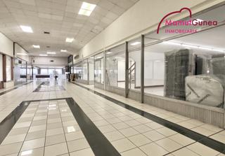Location Local commercial à Oiartzun. ¡oportunidad única en el primer centro comercial del país vasco!