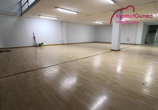 Lloguer Local Comercial a Oiartzun. ¡oportunidad única en el primer centro comercial del país vasco!