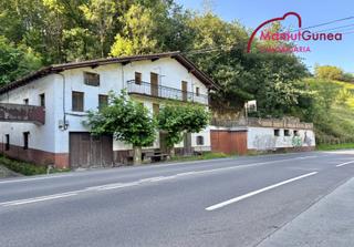 Masia  Astigarrako bidea. Conjunto de edificaciones + terreno agrícola en oiartzun