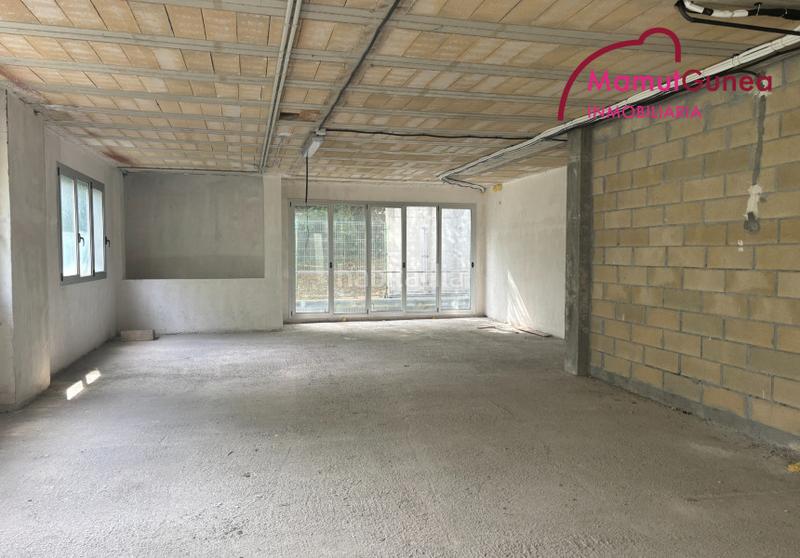Foto cd33d757-a8dd-4c45-99f3-b4fd07274752. Location bâtiment à usage industriel dans Lapice - Larreaundi - Olaberria - Meaka Irun