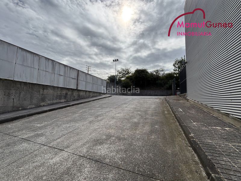 Foto 0b291b5f-b894-4422-a102-7762cf883a5a. Location bâtiment à usage industriel dans Lapice - Larreaundi - Olaberria - Meaka Irun