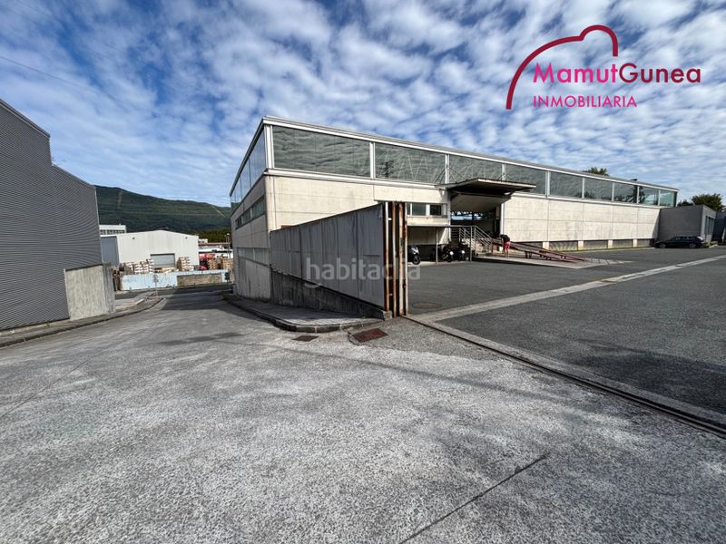 Foto d912fedb-f05e-4a7d-8887-79207a5e8139. Location bâtiment à usage industriel dans Lapice - Larreaundi - Olaberria - Meaka Irun