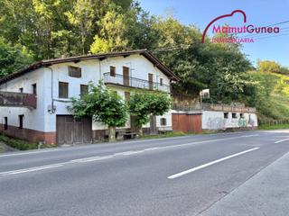 Bauernhof  Astigarragako bidea. Conjunto de edificaciones  terreno agrícola en oiartzun