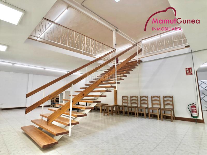 Foto e6bb96fa-a182-4b2d-8f9e-b6767603400f. Location local commercial dans Oiartzun