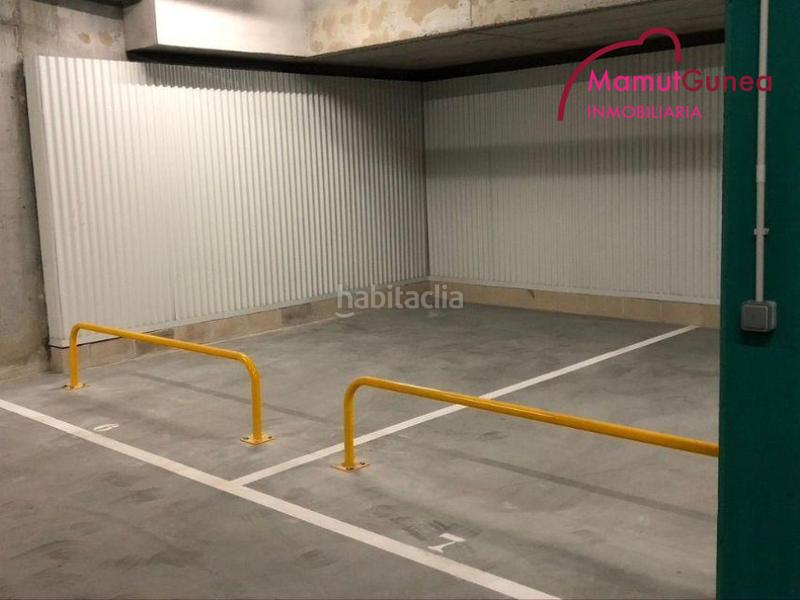 Foto 4bc98374-44c7-425b-82fd-296f4317249c. Parking coche rafael pikabea, 56 en Oiartzun