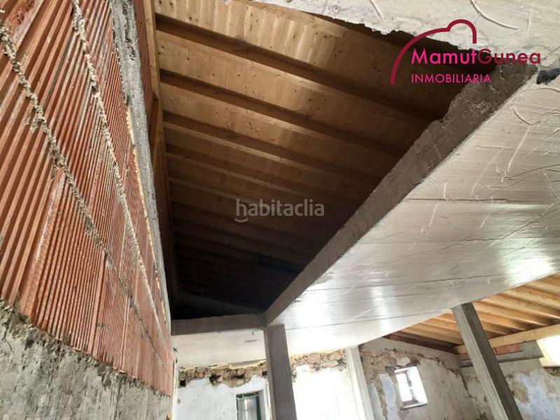 Foto 39378806-1d03-4f5f-899d-87f6d183cced. Reihenhaus in Oiartzun