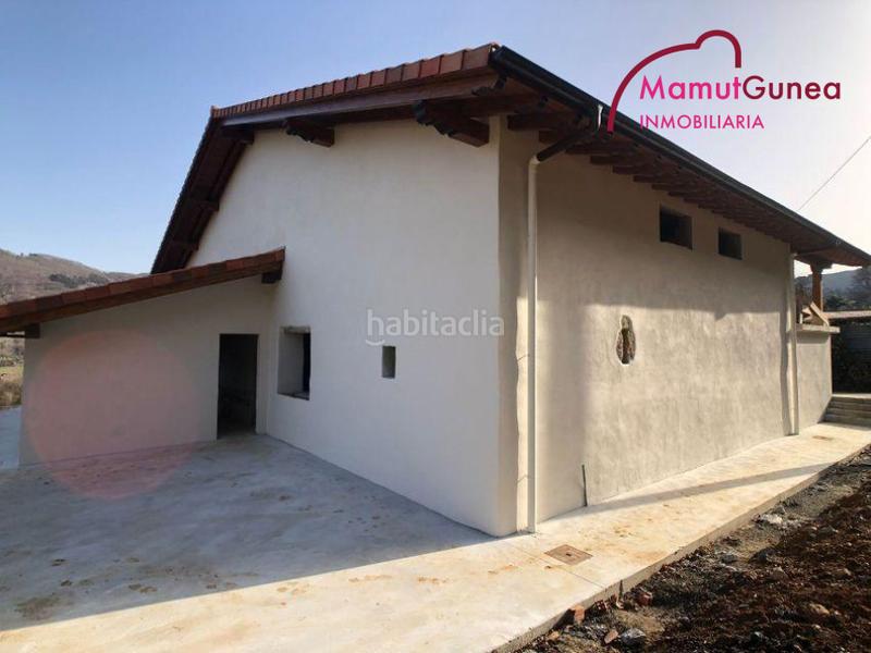 Foto f8b92b9c-0234-4a64-a61c-a936bb275b7a. Reihenhaus in Oiartzun