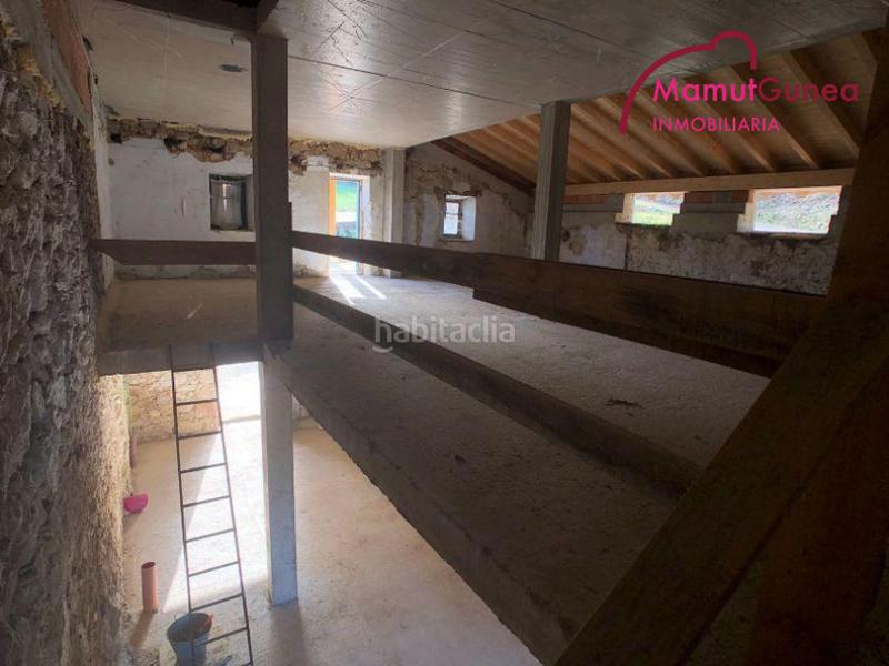 Foto fe70790d-f0ac-463a-af56-465a0fe7035f. Reihenhaus in Oiartzun