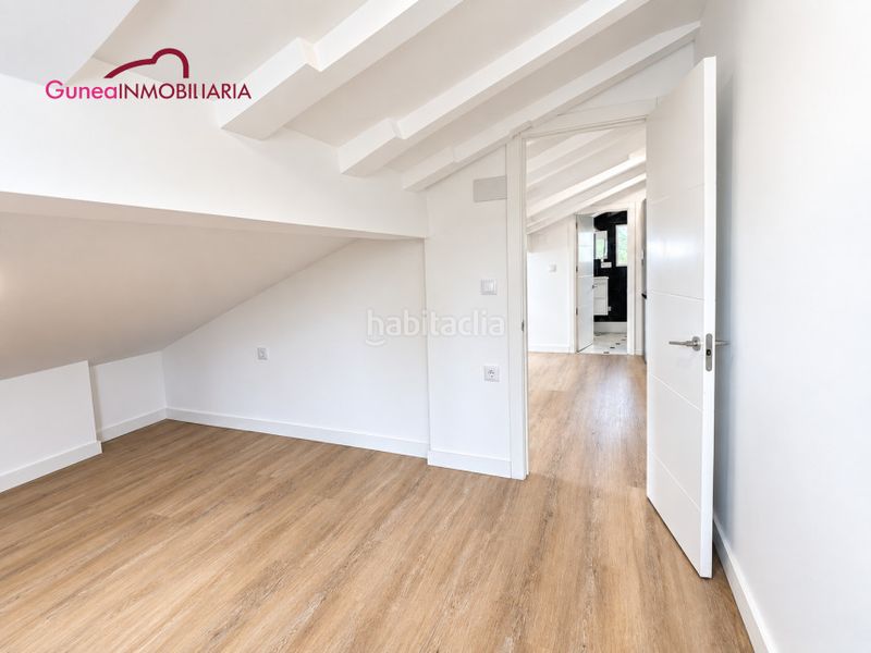Foto f7c48394-24b4-4fc0-9654-2a9a179c6579. Attico in Oiartzun