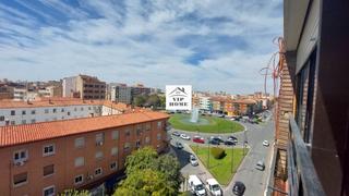 Alquiler Piso en Avenida ramón menéndez pidal 56. Se alquila piso