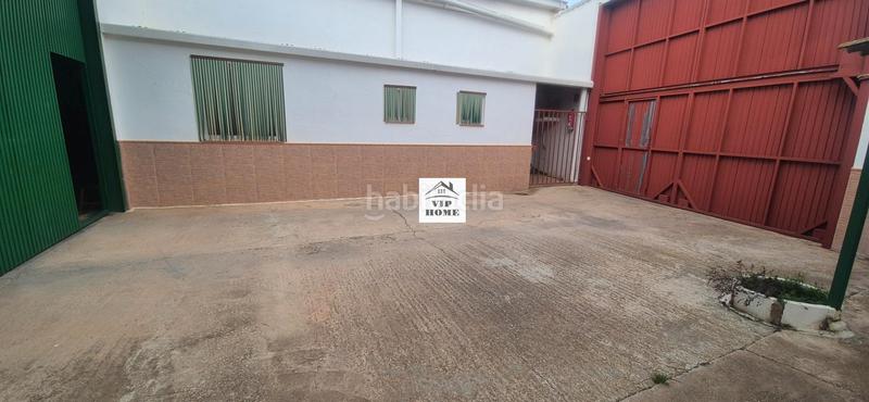 Foto fbaf59cb-b174-4383-96a5-30fa3996c695. Bâtiment à usage industriel dans Gineta (La)