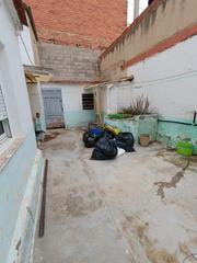 Mas à San Pedro. Vip home vende casa baja en el barrio de san pedro.