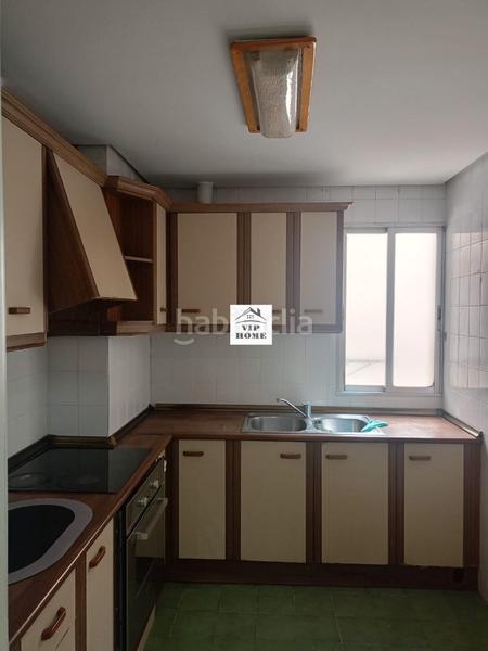 Foto a632fd76-14e9-4395-90a3-df1107563bb2. Affitto appartamento in calle blasco ibáñez 18 in Albacete