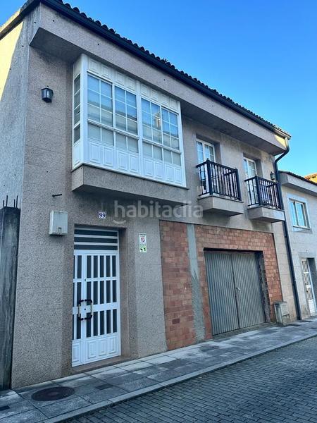 Foto c6563414-0ec1-4622-9234-7fa35101ac9e. Casa bifamiliare in rúa da muiña 44 in San Lázaro - Meixonfrío Santiago de Compostela