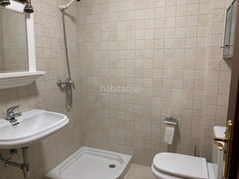 Foto 45405316-9e2d-4e65-9987-e7b5c087723b. Casa bifamiliare in rúa de lamas de abade 23 in Castiñeiriño - Cruceiro de Sar Santiago de Compostela