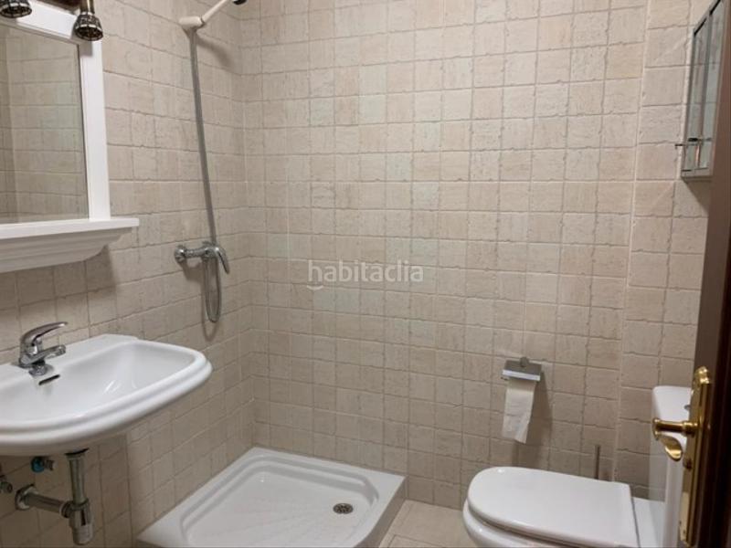 Foto e02ab149-5cfe-40f4-8b92-4beea05be74b. Casa bifamiliare in rúa de lamas de abade 23 in Castiñeiriño - Cruceiro de Sar Santiago de Compostela