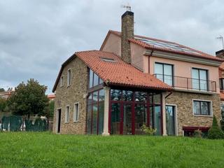 Casa aparellada en Ra de lamas de abade 23. Chalet lamas de abade- santiago de compostela