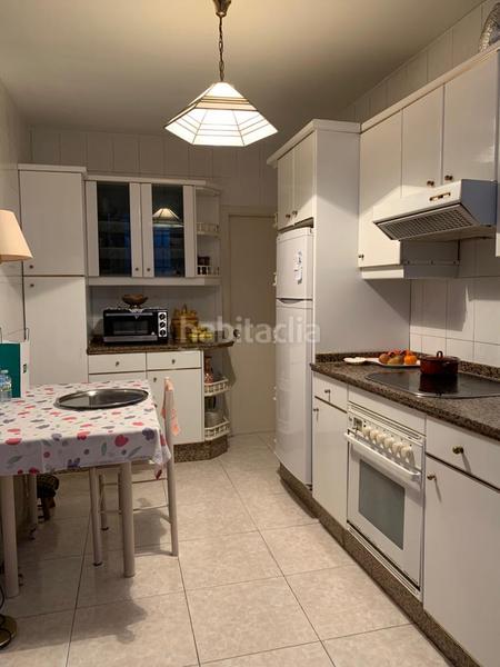 Foto 4e035c9f-b3ae-456e-8b13-4fd8c8c103f0. Casa adossada a avenida de figueroa 12 a Casco Histórico Santiago de Compostela