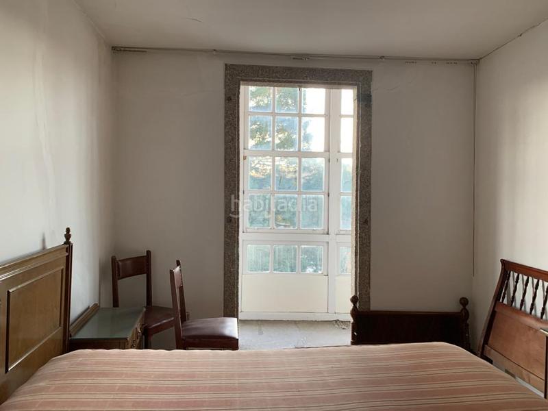 Foto d7bb99e5-2f8e-49a3-9677-73e0a0a3a95c. Casa adossada a avenida de figueroa 12 a Casco Histórico Santiago de Compostela