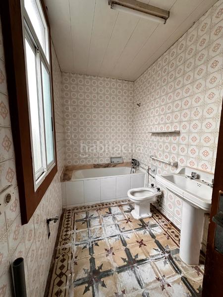 Foto 111b8faa-234a-4400-80be-0685f8daacb5. Casa en rúa ulla 14 casa de varias plantas en el centro de a estrada en Estrada (A)