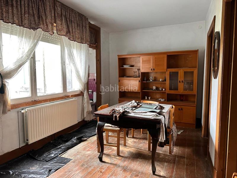 Foto a60c4648-425c-4fb2-aada-5a8aac139e7e. Casa en rúa ulla 14 casa de varias plantas en el centro de a estrada en Estrada (A)