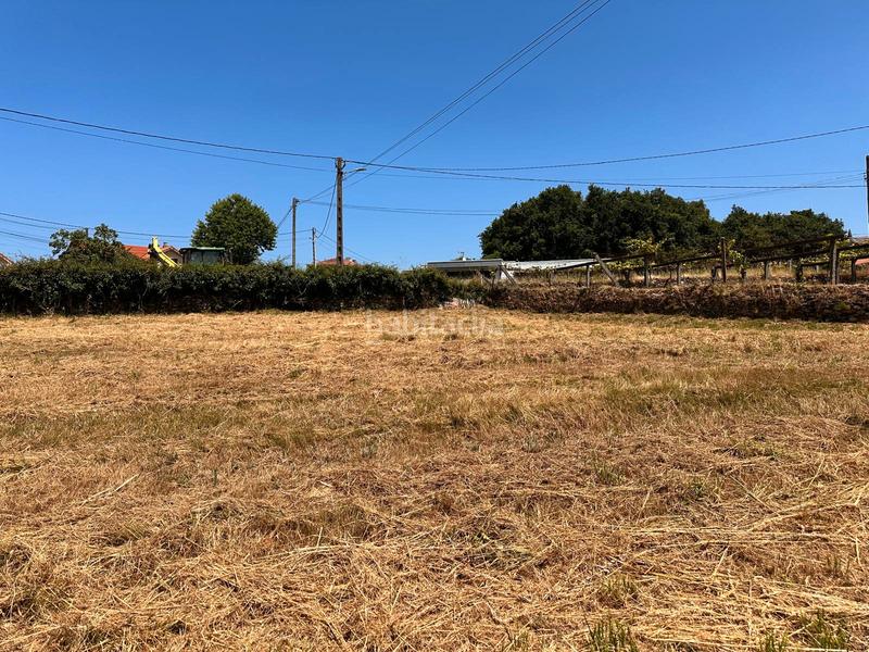 Foto f77f9fe5-35a4-4b2e-bfa0-cdca3ace704d. Terreny residencial a travesia pazos 19 a Boqueixón