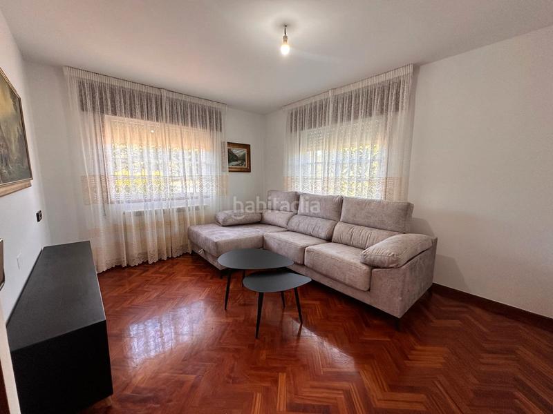 Foto d7b645bd-d92b-43b0-be14-7204c2609727. Alquiler casa en lugar loureda 18 en Boqueixón