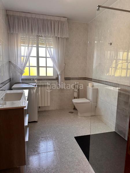 Foto de9c03d4-3fb3-49d1-b424-e9f1e35e3fda. Alquiler casa en lugar loureda 18 en Boqueixón