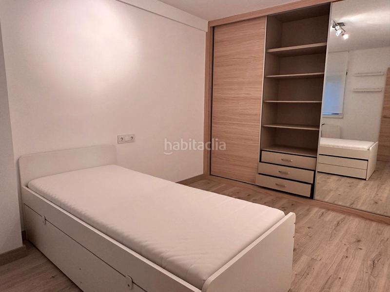 Foto 59c18c95-de39-44dc-999e-79f5a08049e2. Miete etagenwohnung in rúa panasqueira 5 in O Milladoiro Ames