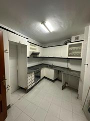 Appartement à Rúa real 19. Piso en el centro de padrón