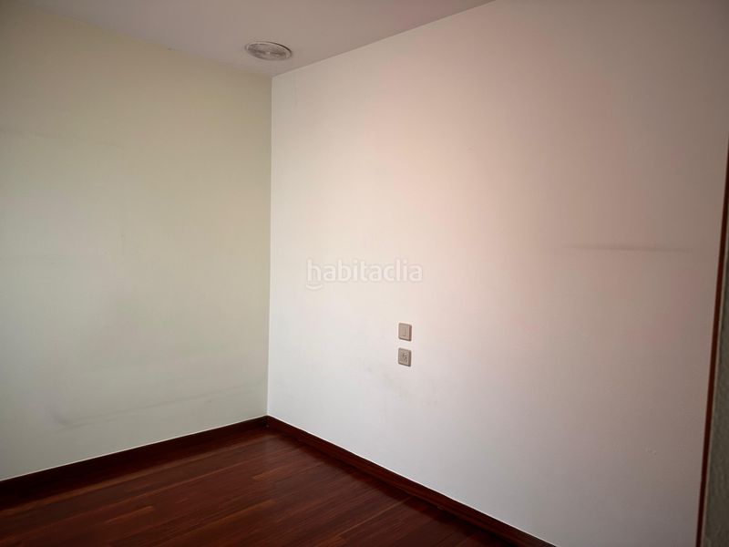 Foto c14f5b86-8887-4bd4-9eba-3d943c9f9d9c. Location duplex dans rúa das orfas 40 dans Ensanche - Sar Santiago de Compostela