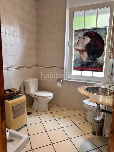 Foto a746d670-2a36-4167-9e97-e9876f8416b8. Pas-de-porte local commercial avec chauffage dans Boqueixón