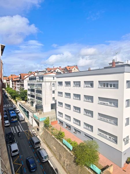 Foto e2e5b855-718a-486e-8258-7cf8e875ef31. Piso en Egia Donostia - San Sebastián